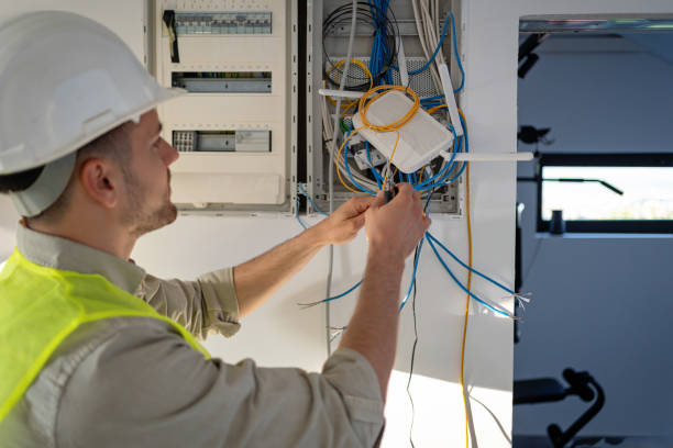 Best Circuit Breaker Repair  in Shorewood Hills, WI